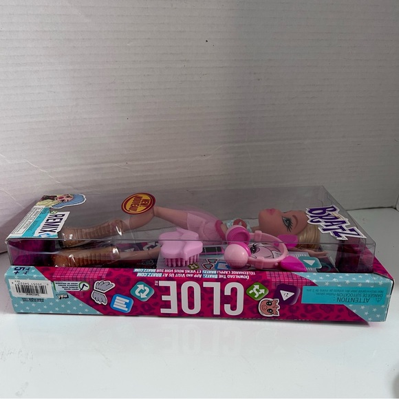 NEW Remix Cloe Bratz Doll Music Fashion MGA 2015 Pig Ear Headphones - Picture 6 of 13